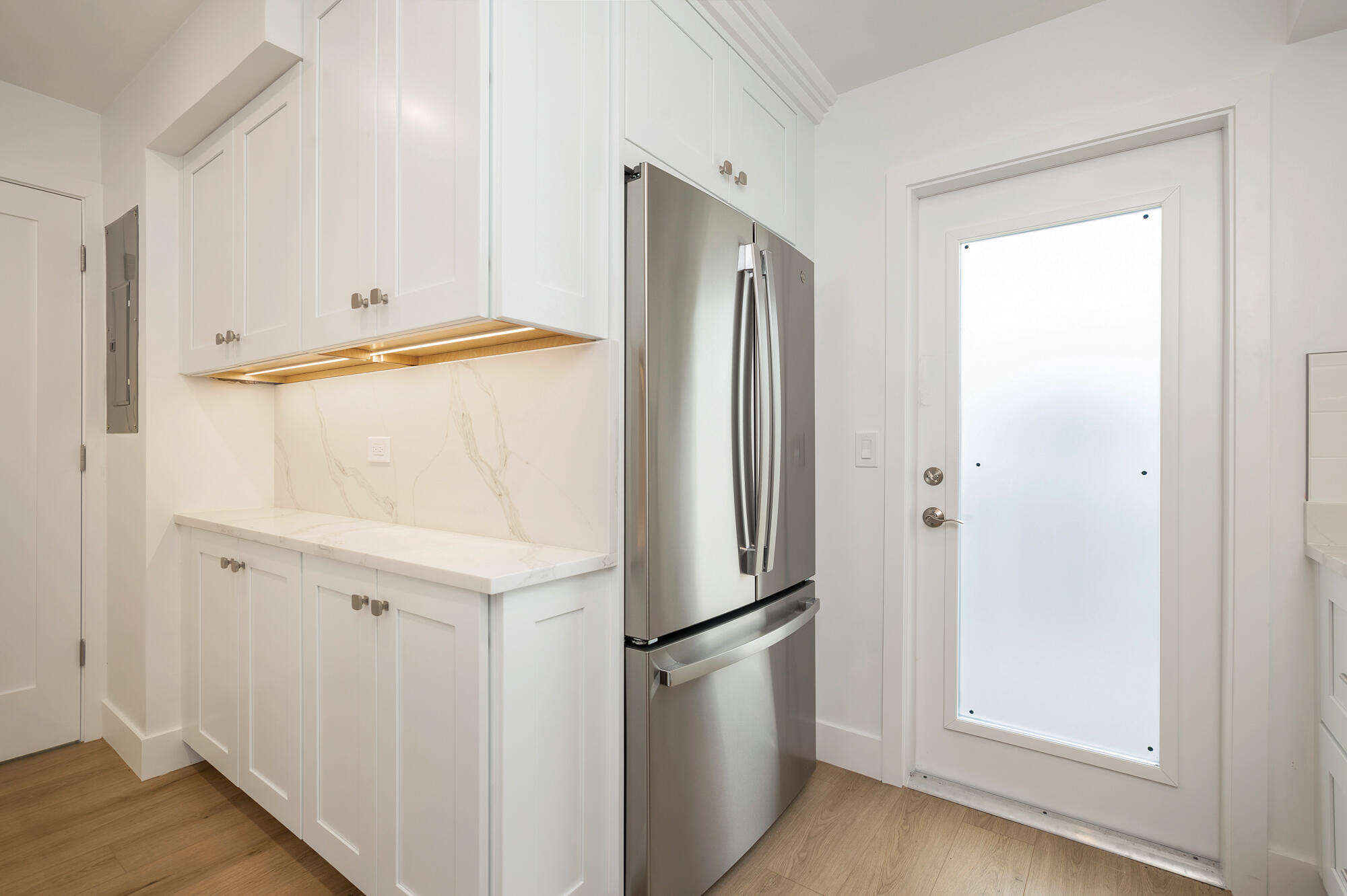 THREE EIGHTY NINE CORP LESSEE - Residential