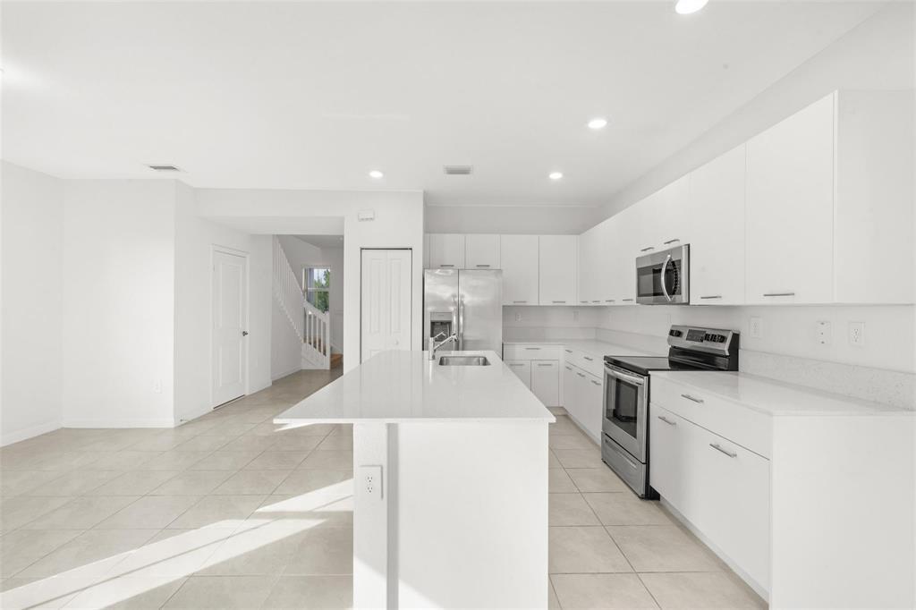 GOLF ESTS 1ST ADDN - Residential