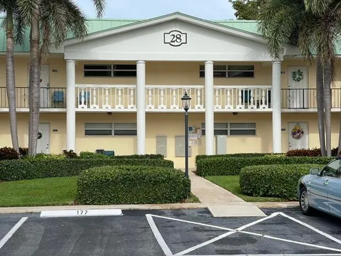28 Colonial Club Drive Unit 101, Boynton Beach, FL 33435 - MLS#: R10963457