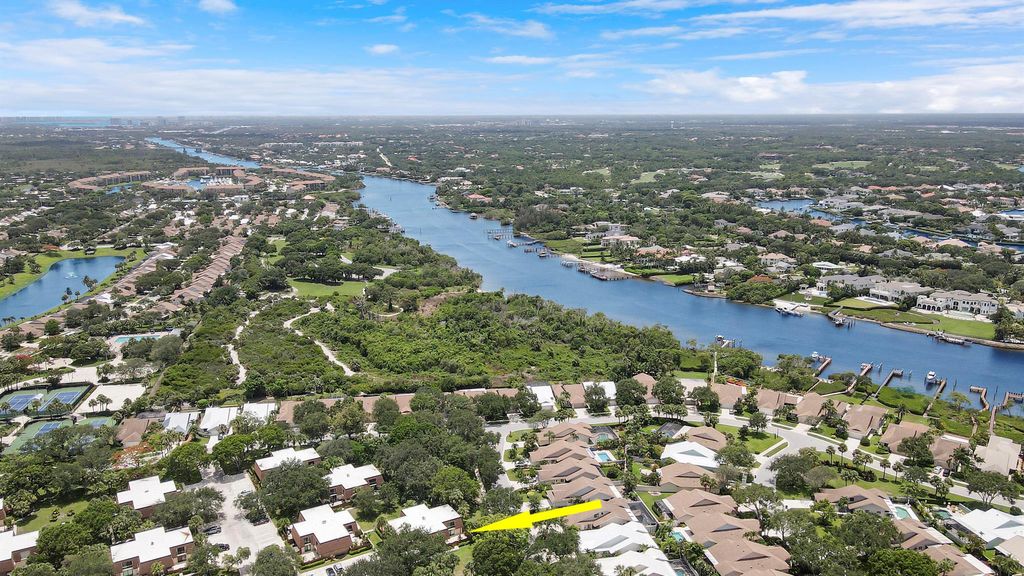 Photo of 2514 25th Court, Jupiter, FL 33477 (MLS # R10999603)