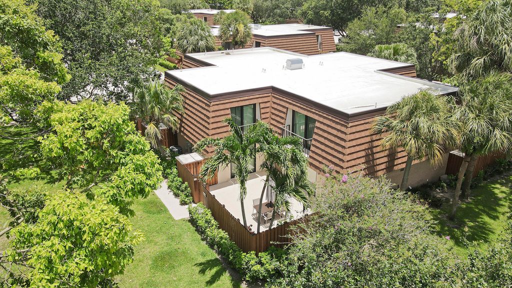 Photo of 2514 25th Court, Jupiter, FL 33477 (MLS # R10999603)