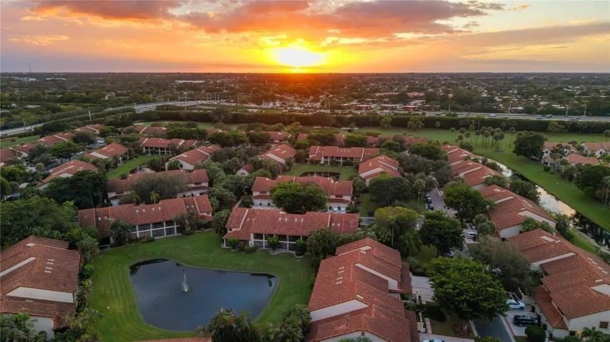 LA MIRADA AT BOCA POINTE - Residential