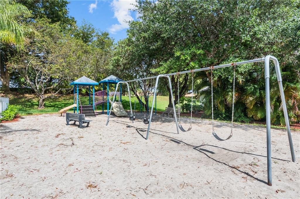 Captiva - Residential