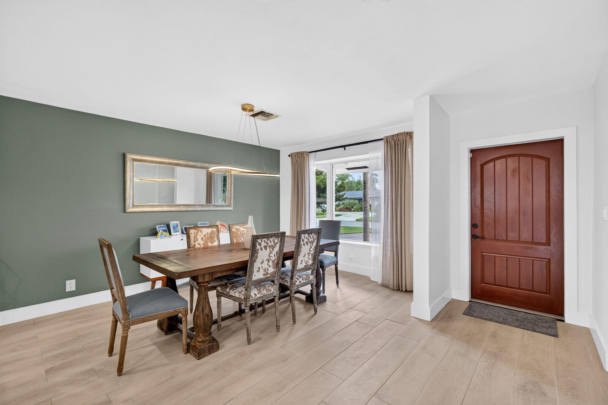 520 SE 14TH Street