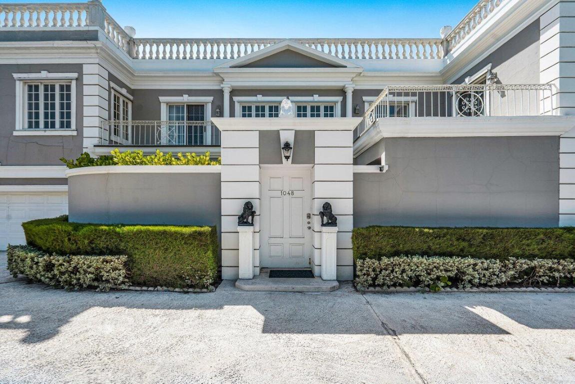 1048 S Ocean Boulevard