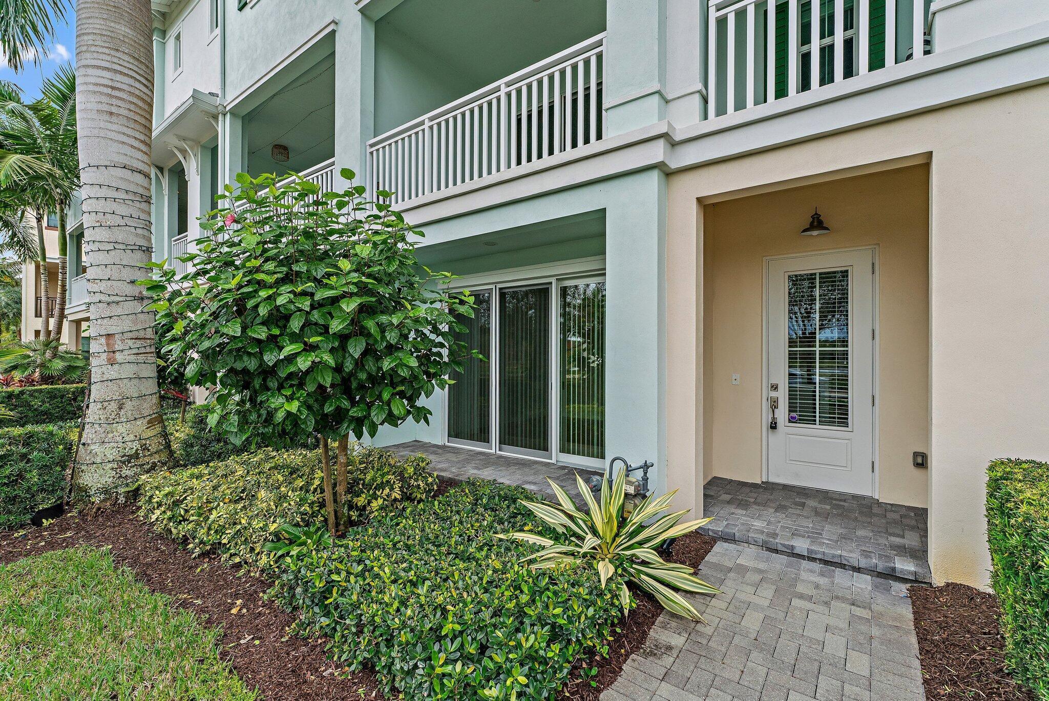 ALTON NEIGHBORHOOD 4 - Residential Lease