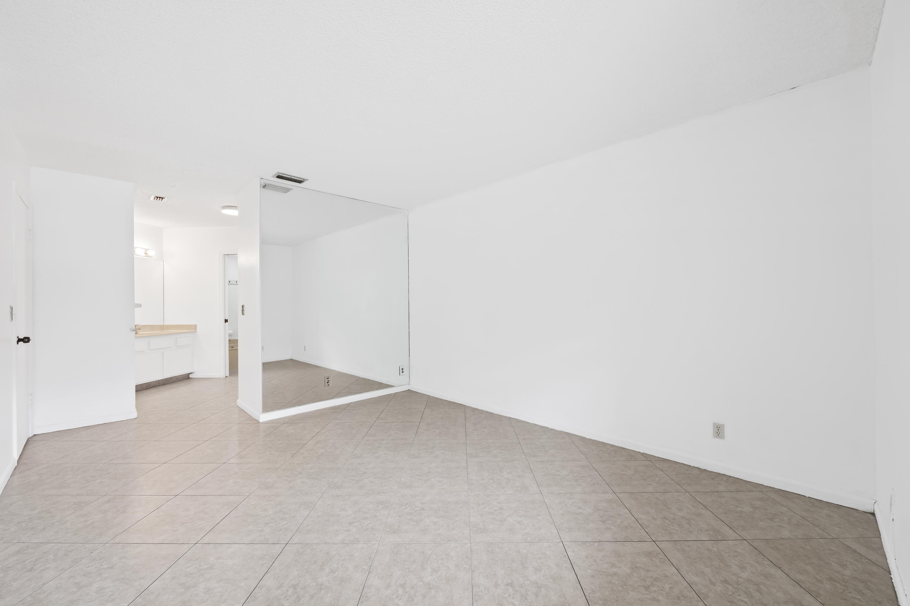 BOCA RIDGE PARK CONDO - Residential