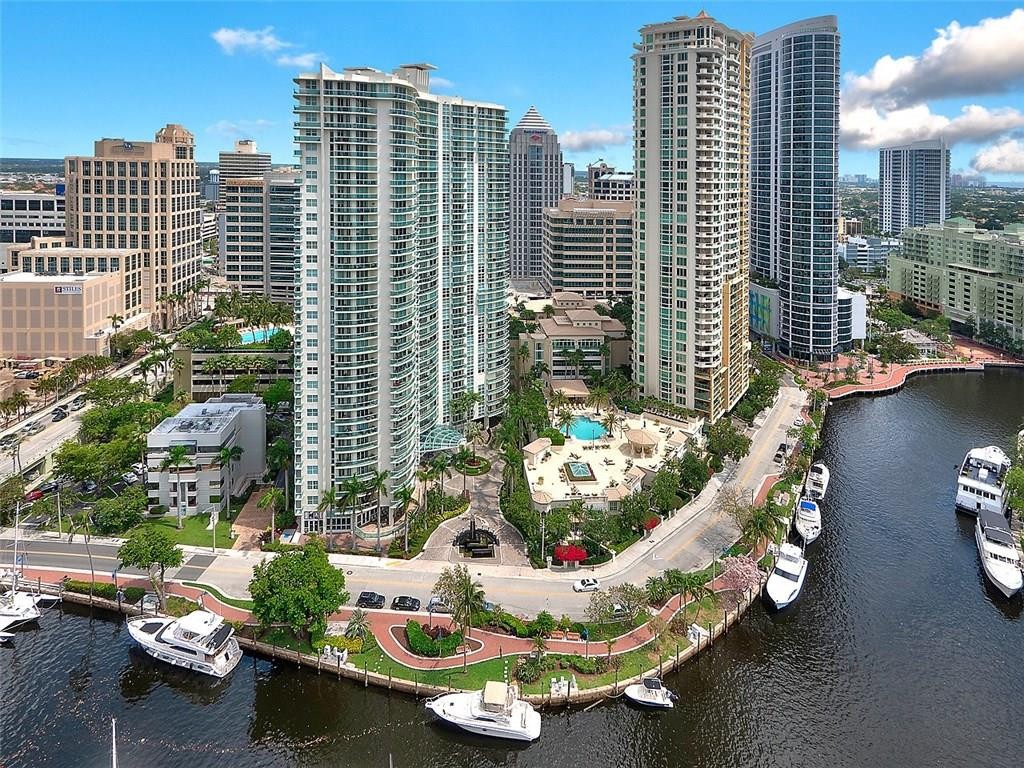 NU RIVER LANDING - Residential
