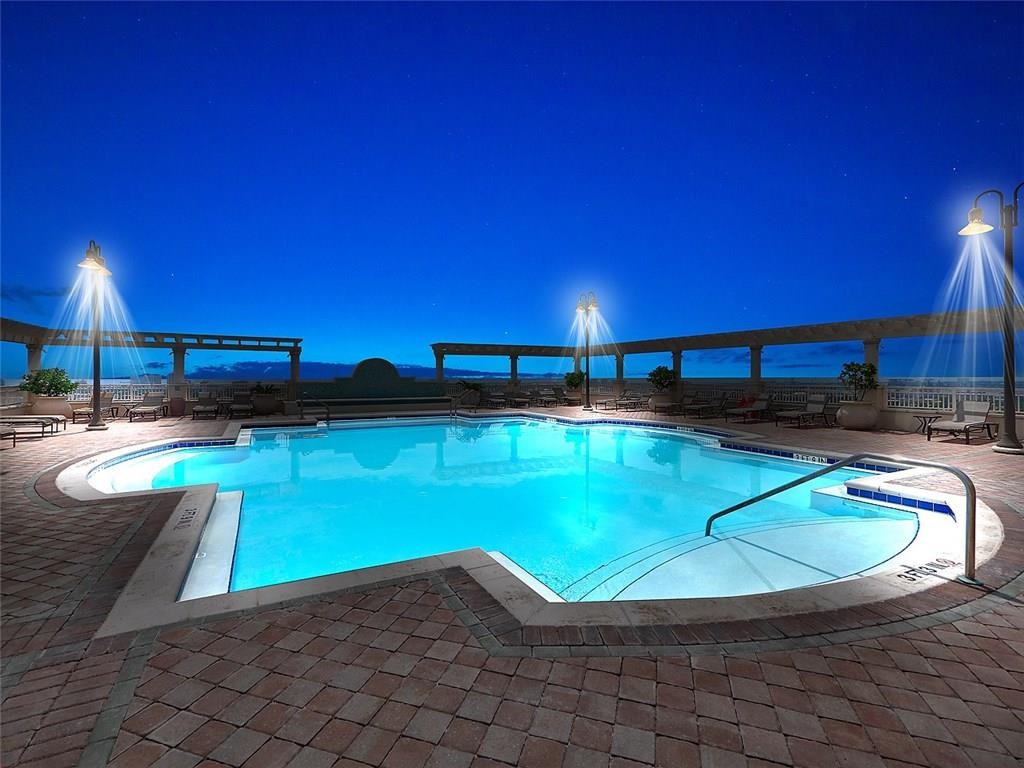 NU RIVER LANDING - Residential