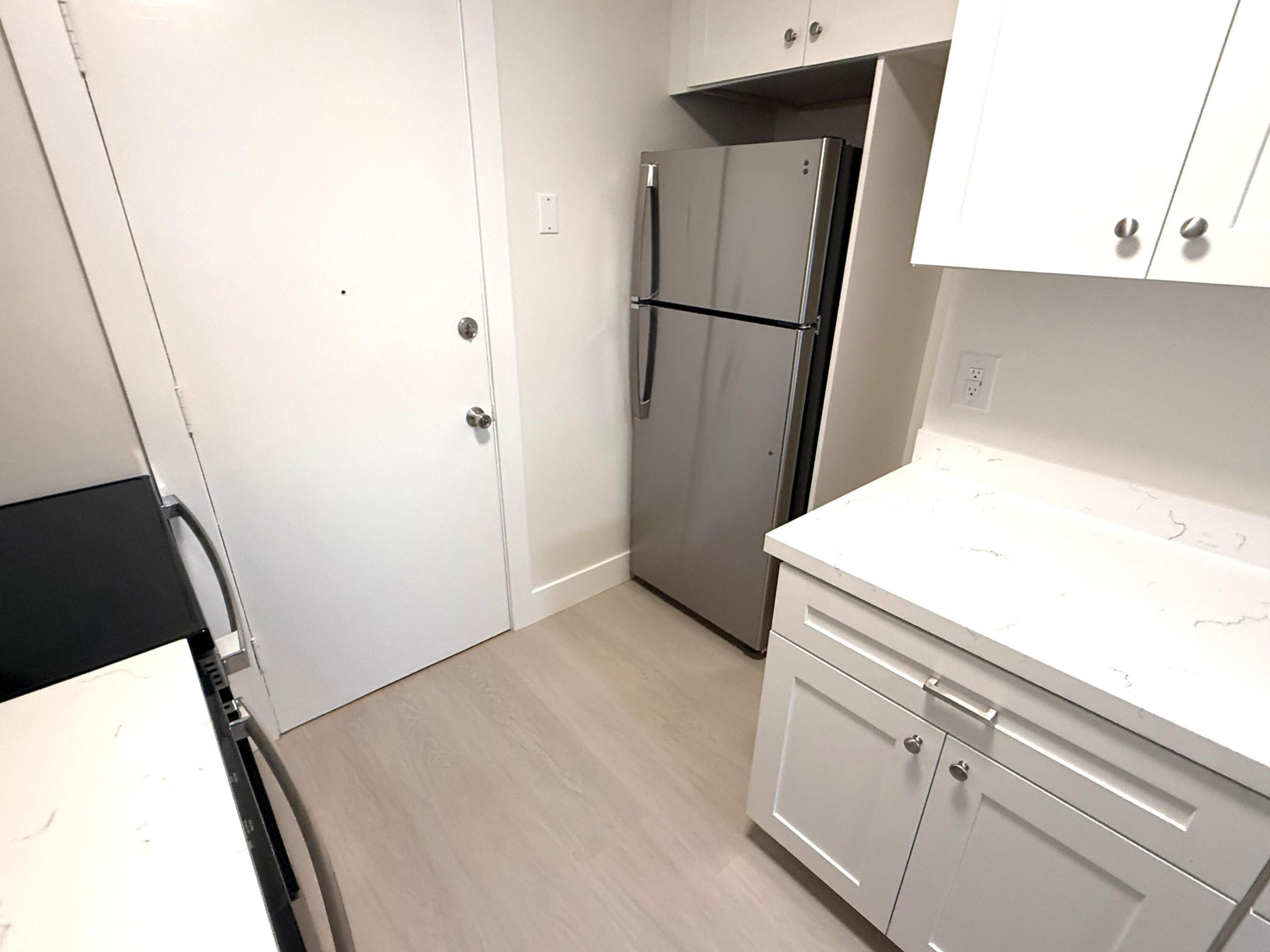 IMPERIAL POINT COLONNADES CONDO - Residential