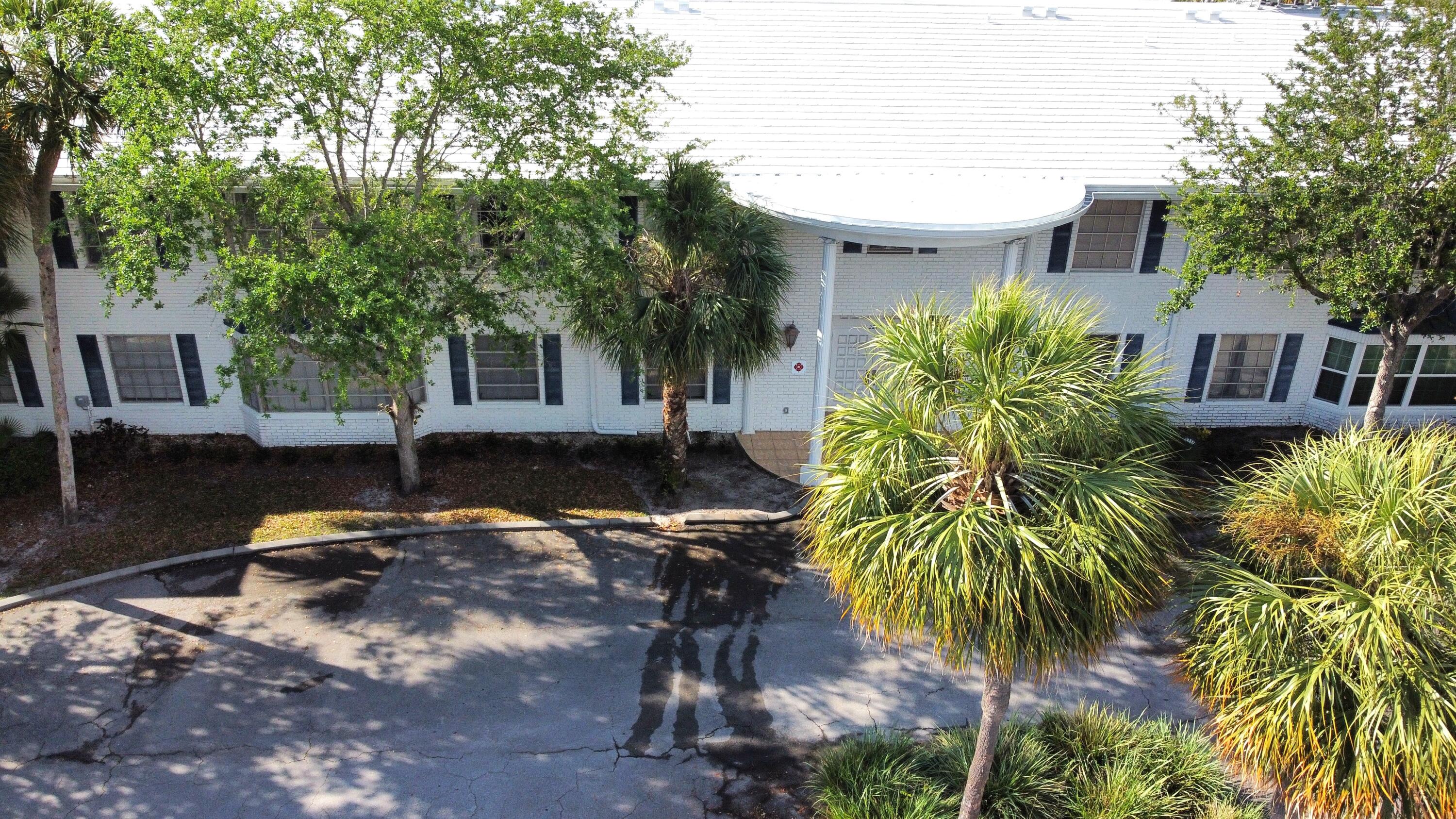 2220 NE 68 Street 1007