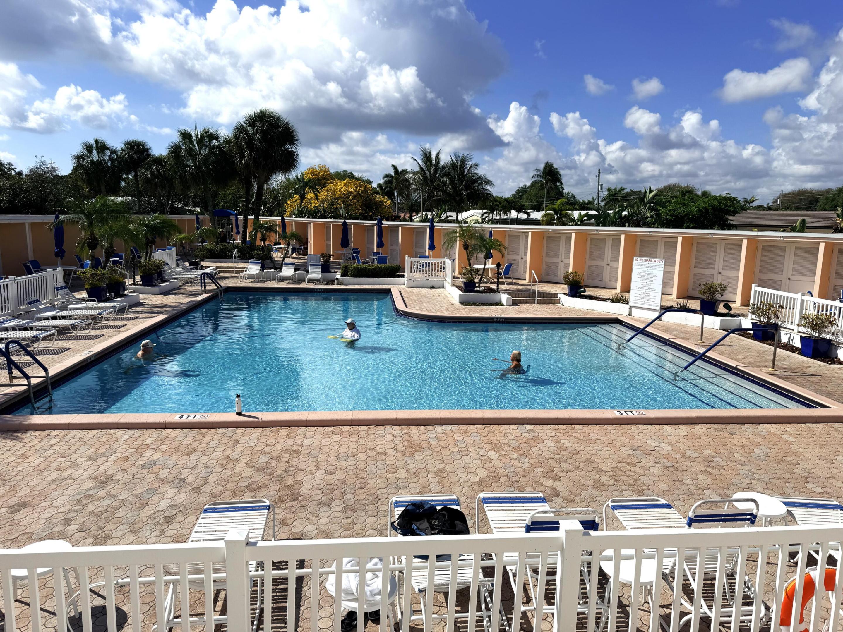 2220 NE 68 Street 1007