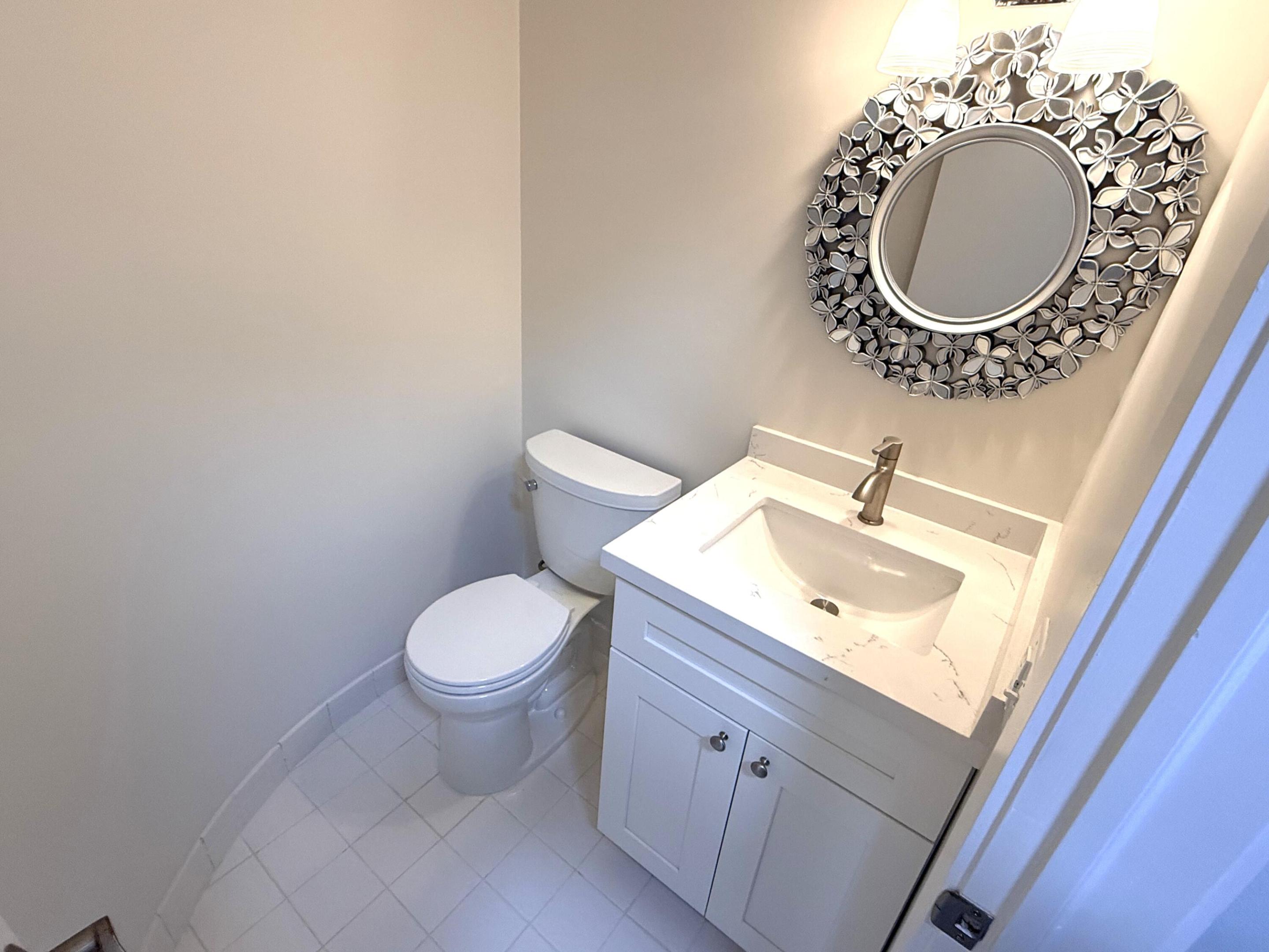 IMPERIAL POINT COLONNADES CONDO - Residential