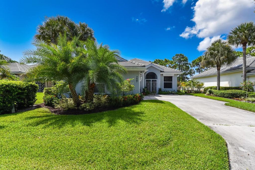 Photo of 7447 SE Fiddlewood Lane, Hobe Sound, FL 33455 (MLS # R10955022)
