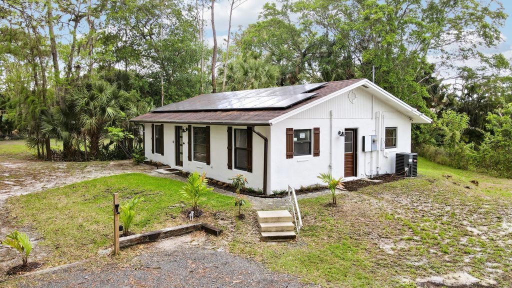 Photo of 16683 N 64th Pl Place N, Loxahatchee, FL 33470 (MLS # B26010057)