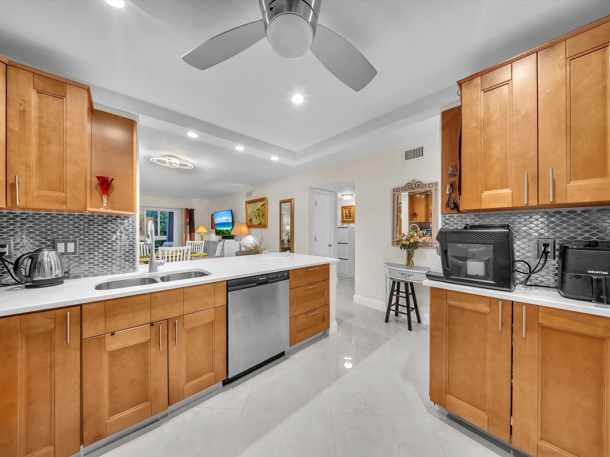 2515 NE 1st Court 314