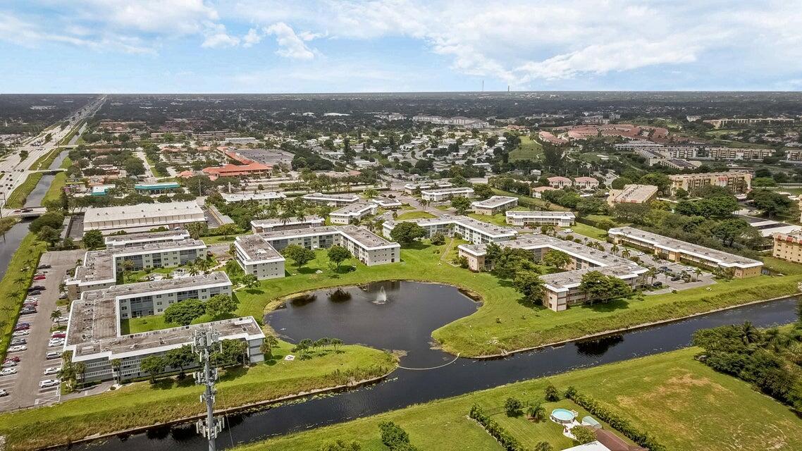9826 Marina 1015