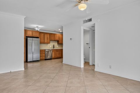 Tiny photo for 13 Jacaranda Drive #214, Plantation, FL 33324 (MLS # B26050786)