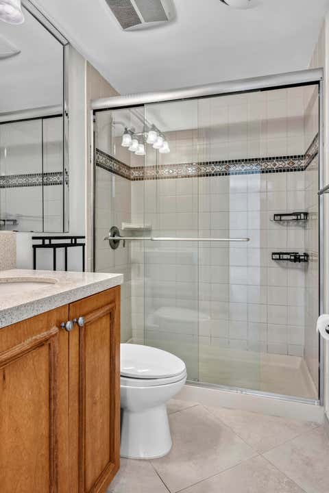 Tiny photo for 13 Jacaranda Drive #214, Plantation, FL 33324 (MLS # B26050786)