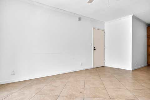 Tiny photo for 13 Jacaranda Drive #214, Plantation, FL 33324 (MLS # B26050786)