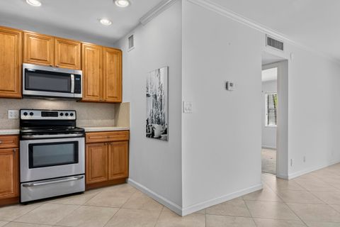 Tiny photo for 13 Jacaranda Drive #214, Plantation, FL 33324 (MLS # B26050786)