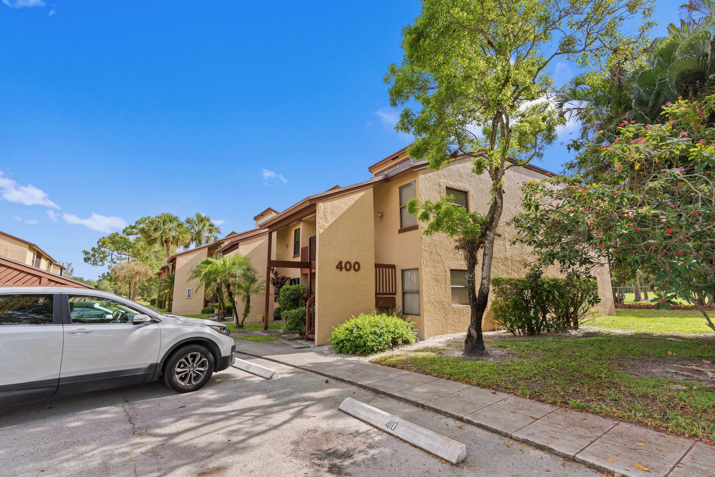 402 Lakeview Drive E