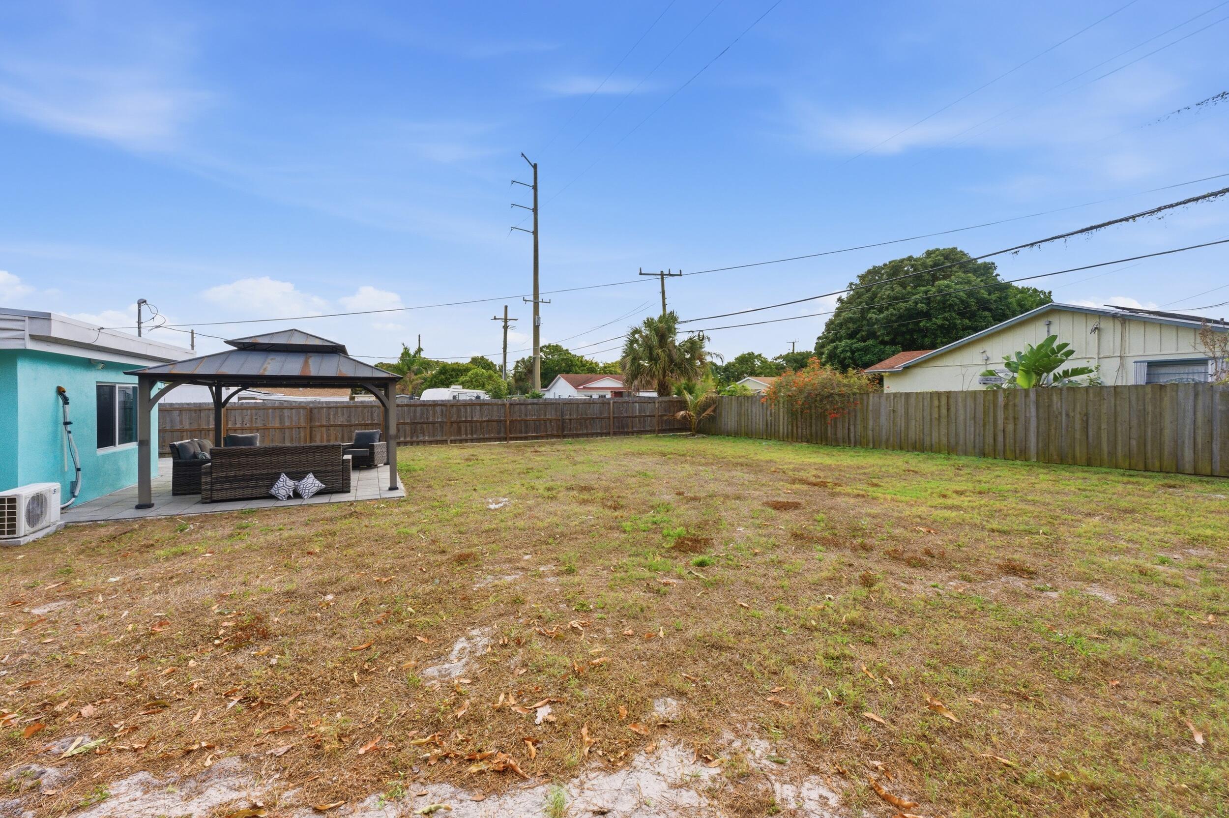 LAUREL HILLS 2ND ADD IN - Residential