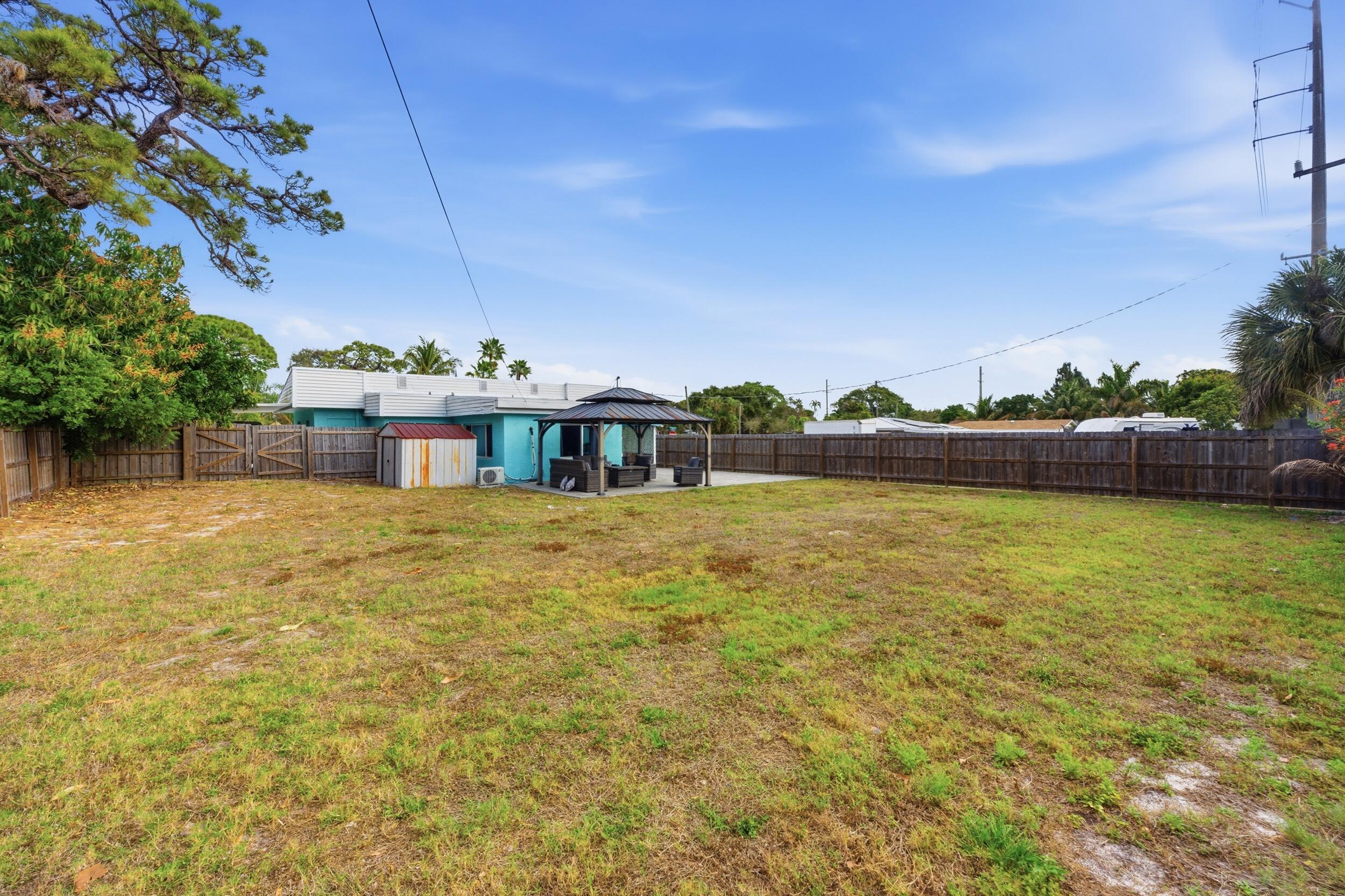 LAUREL HILLS 2ND ADD IN - Residential