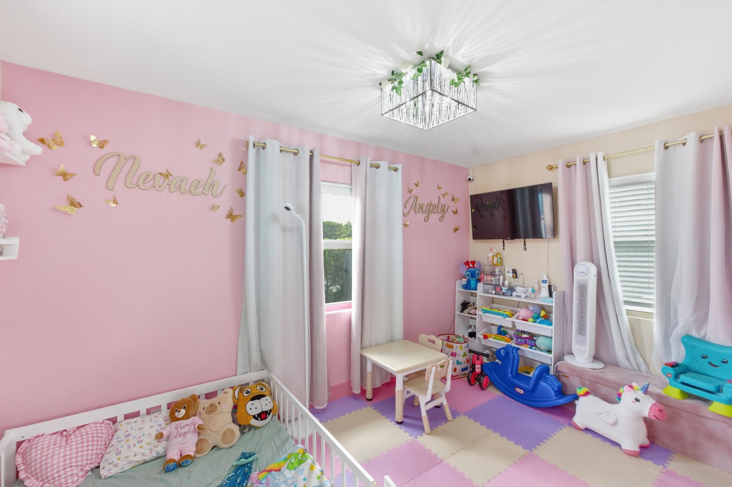 LAUREL HILLS 2ND ADD IN - Residential