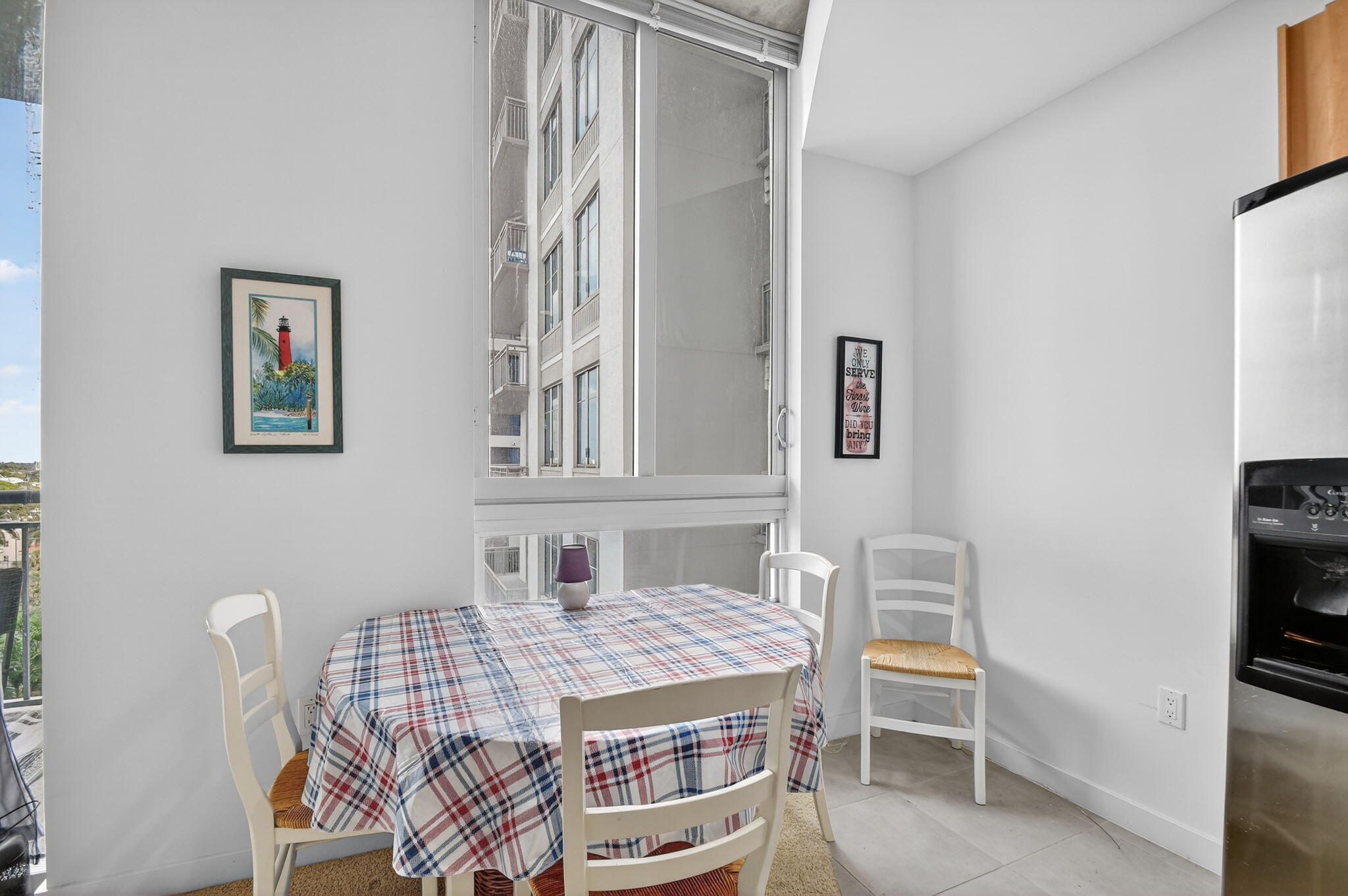 EDGE CONDO - Residential