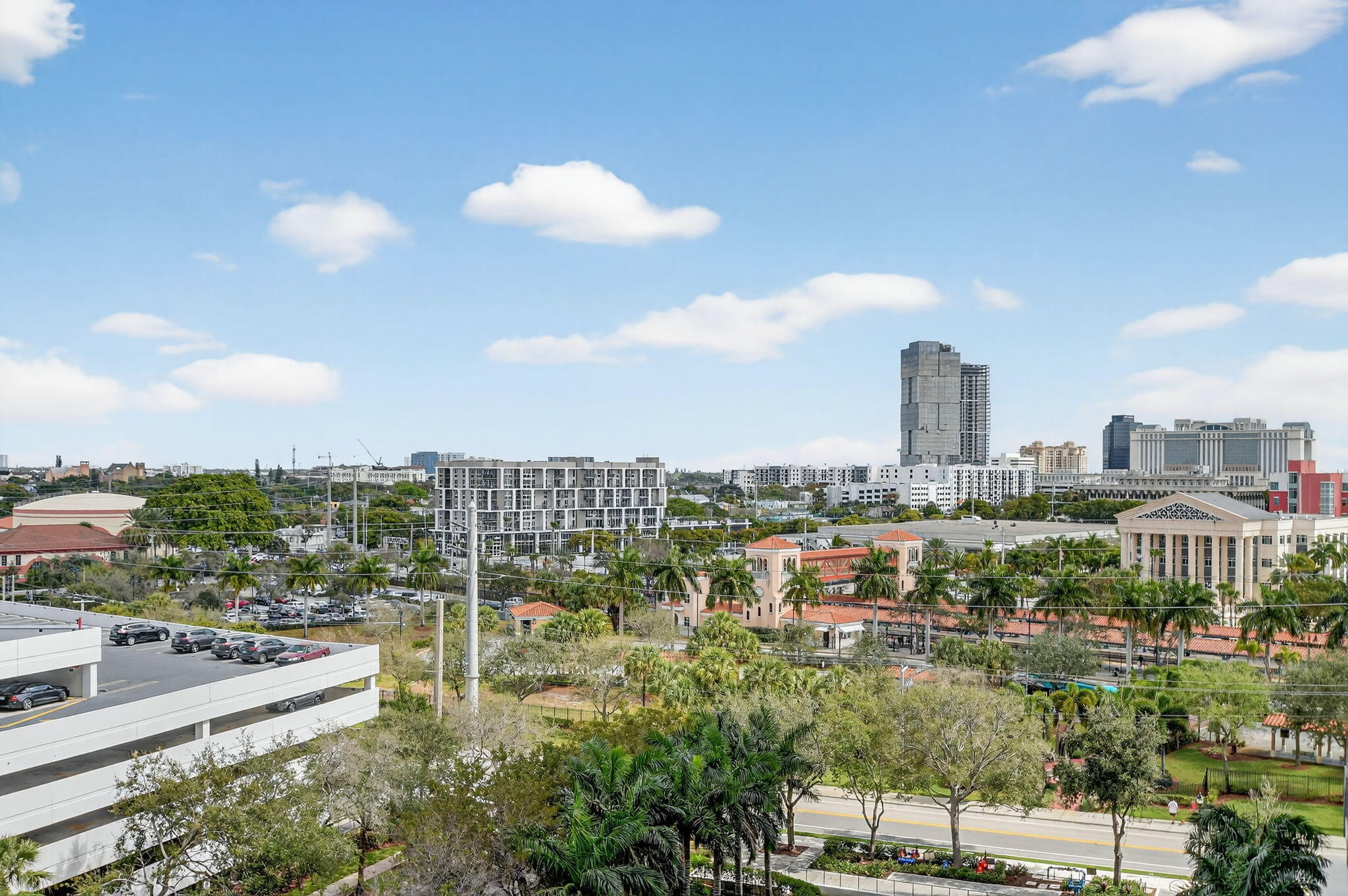 EDGE CONDO - Residential