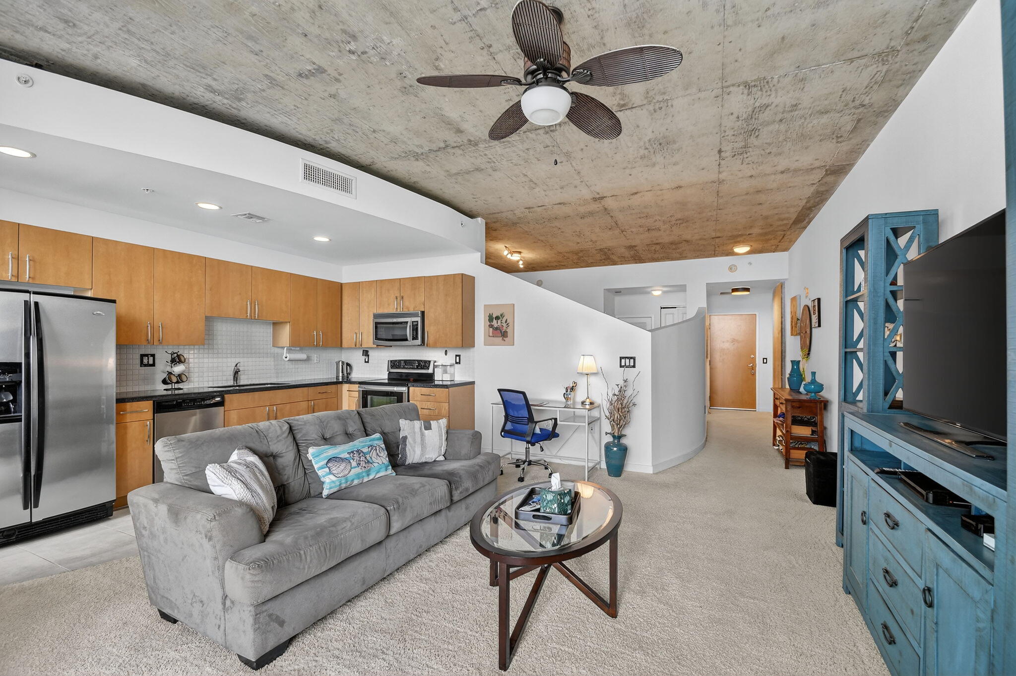 EDGE CONDO - Residential