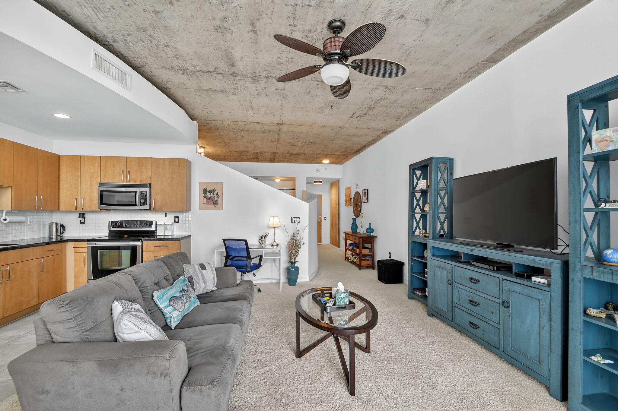 EDGE CONDO - Residential