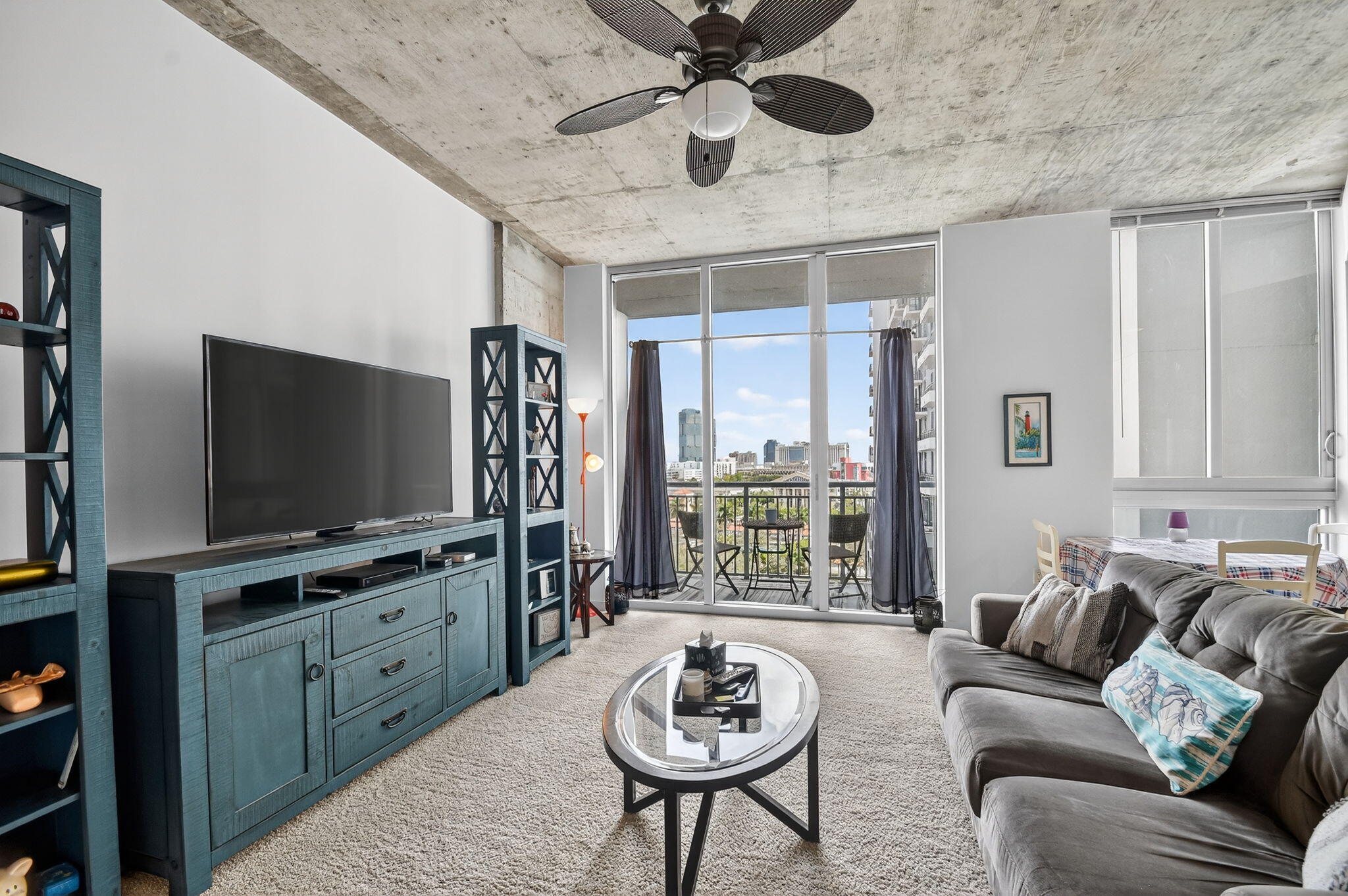 EDGE CONDO - Residential