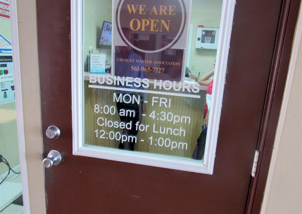 CRESTHAVEN VILLAS CONDO 21 - Residential