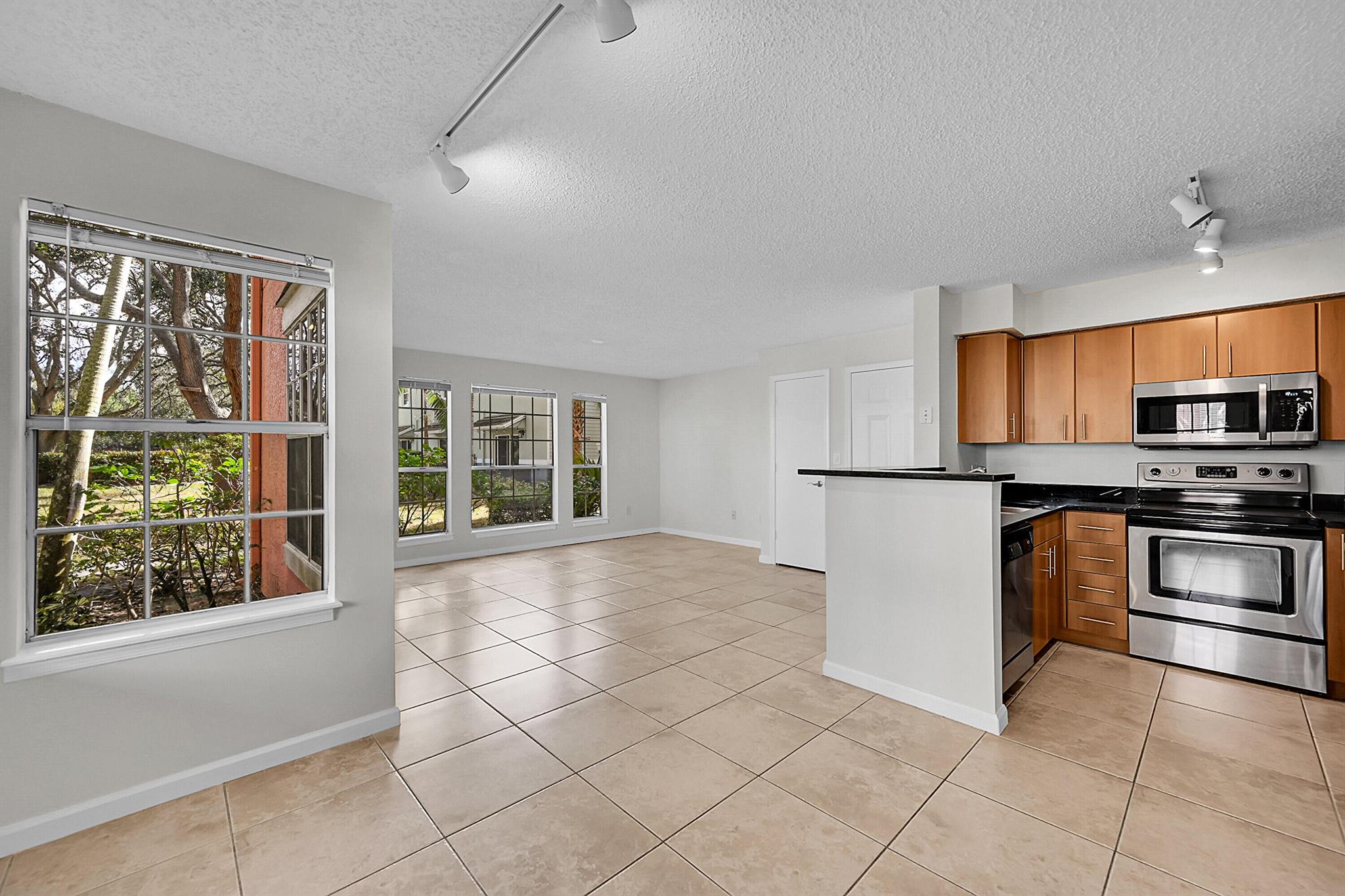 BAHIA AT DELRAY CONDO - Residential