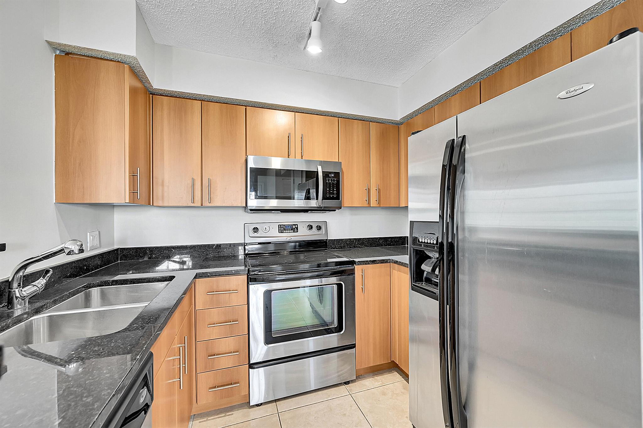 BAHIA AT DELRAY CONDO - Residential