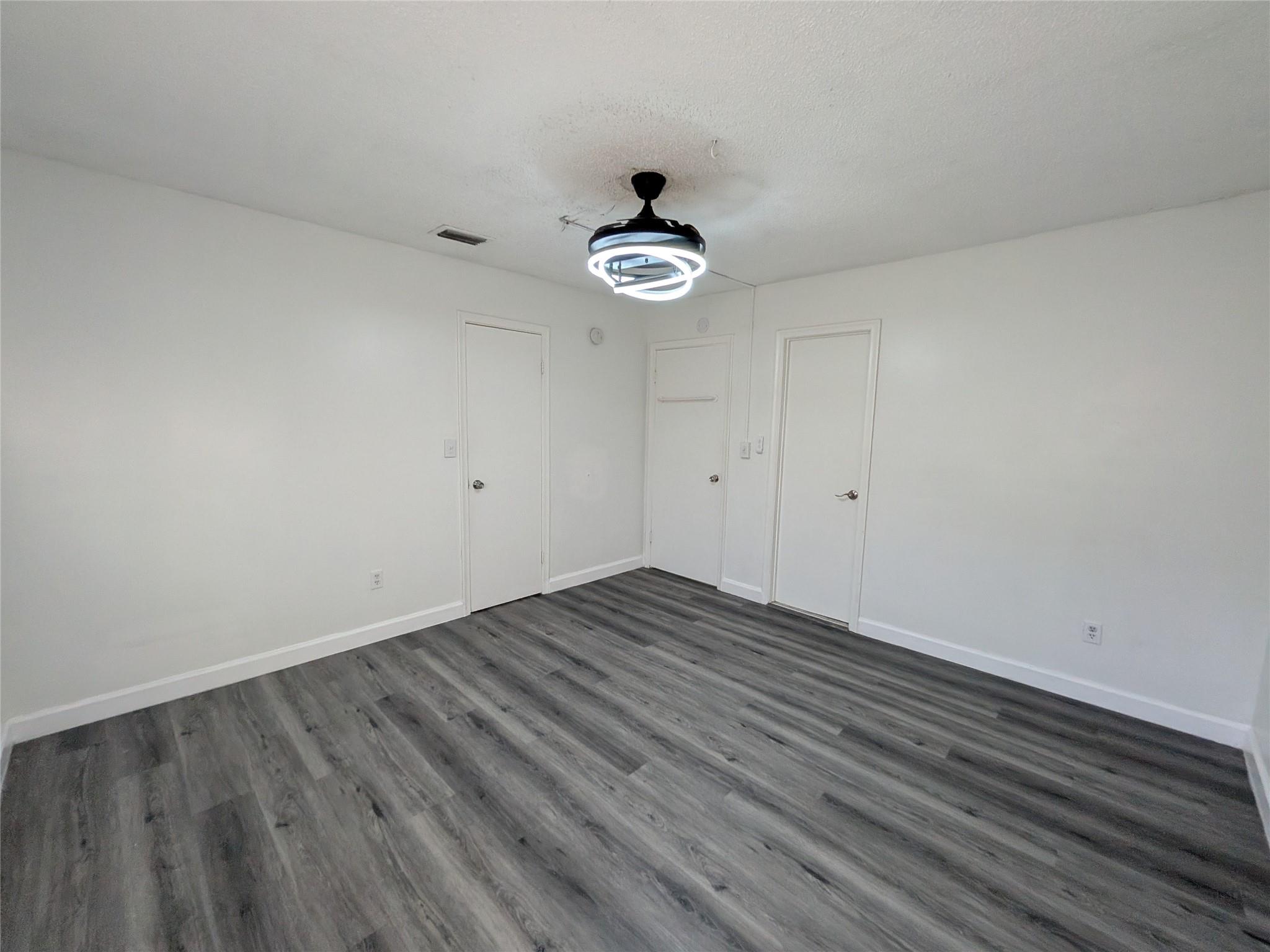 CENTURY GARDENS - Residential