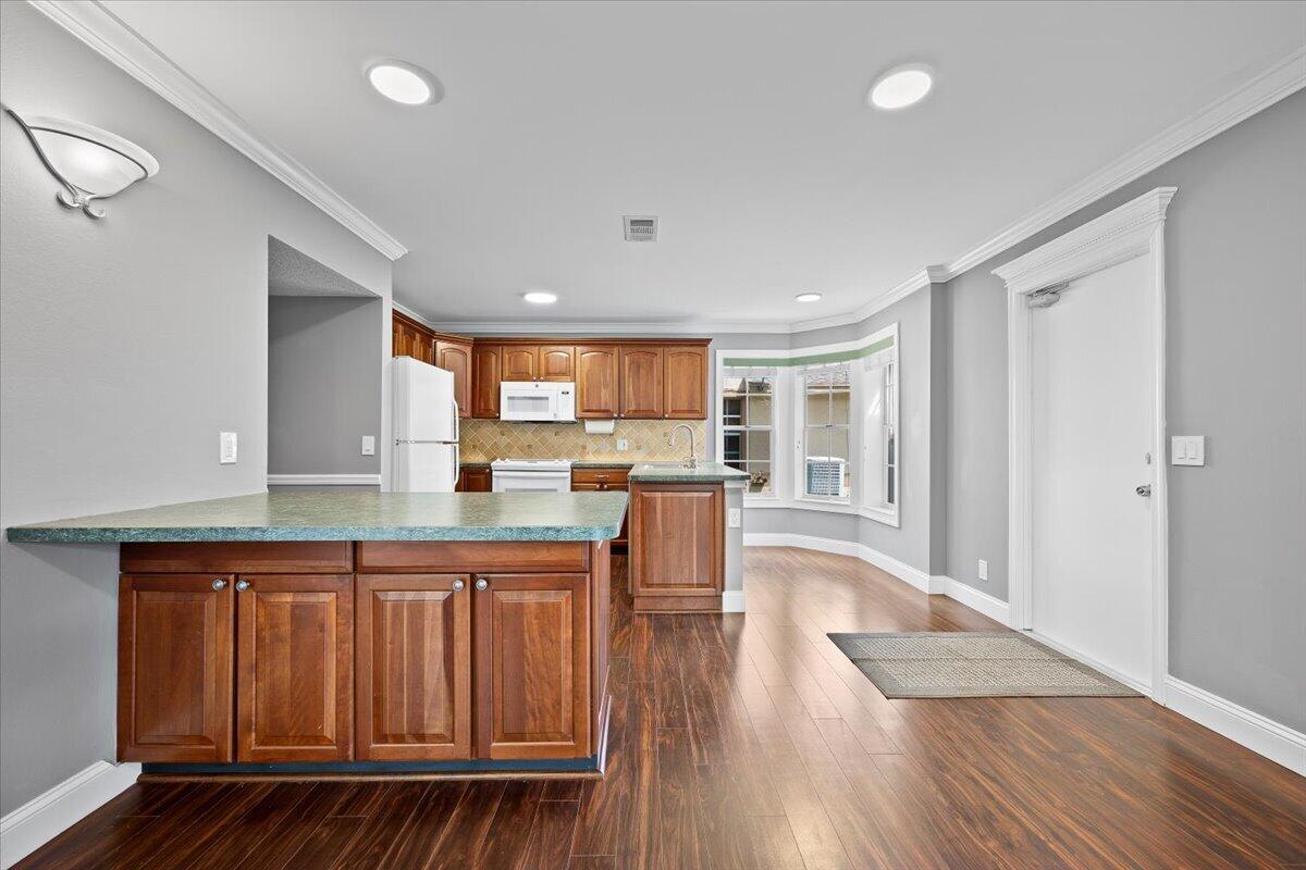 1357 Sweet William Lane