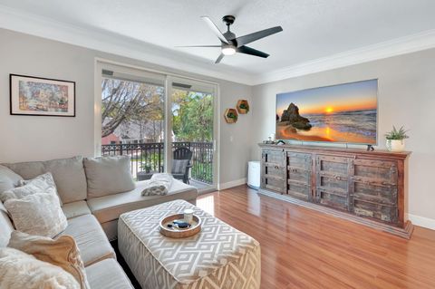 2022 Alta Meadows Lane 605 Delray Beach FL 33444