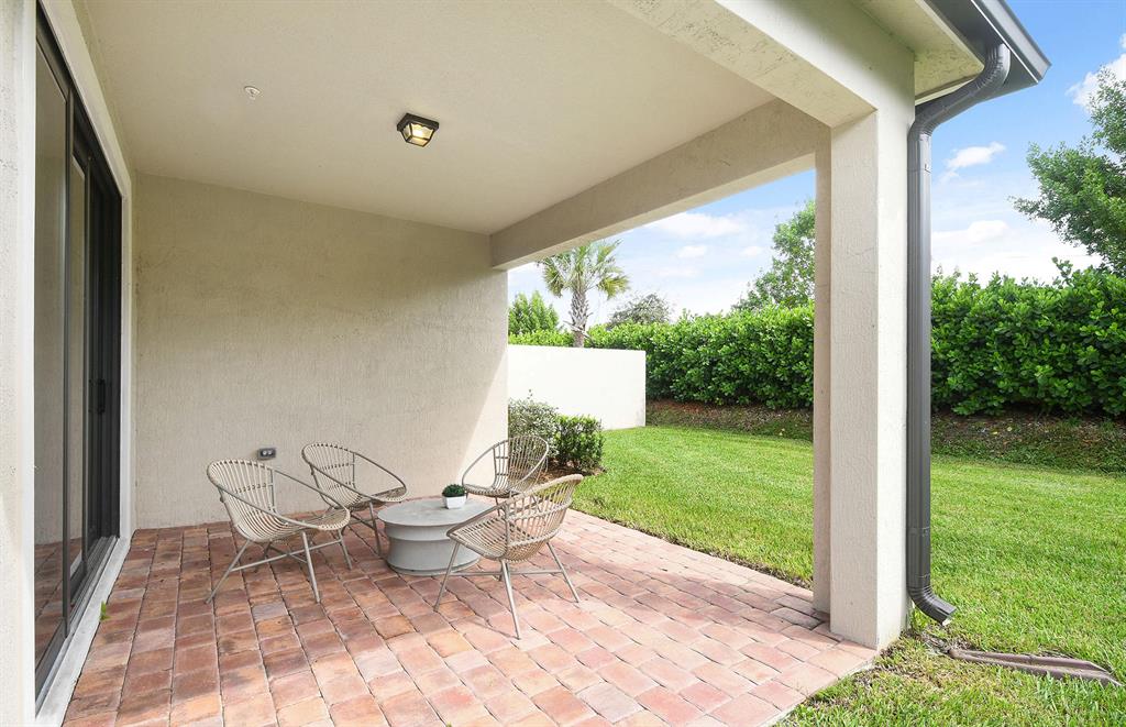 Boca Flores - Residential