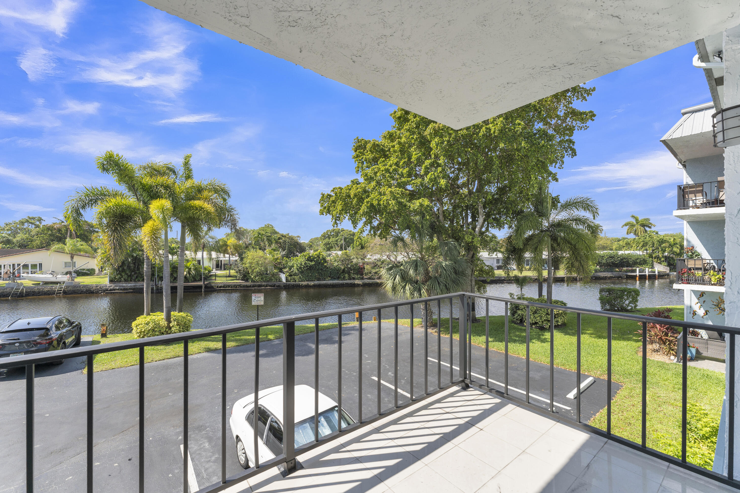 RIVER MANOR CONDO - Residential