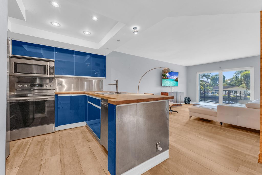 Photo of 3004 NE 5th Terrace #206-c, Wilton Manors, FL 33334 (MLS # B26008204)