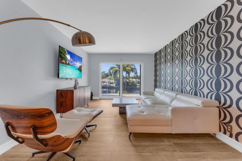 3004 NE 5th Terrace 206-c Wilton Manors FL 33334