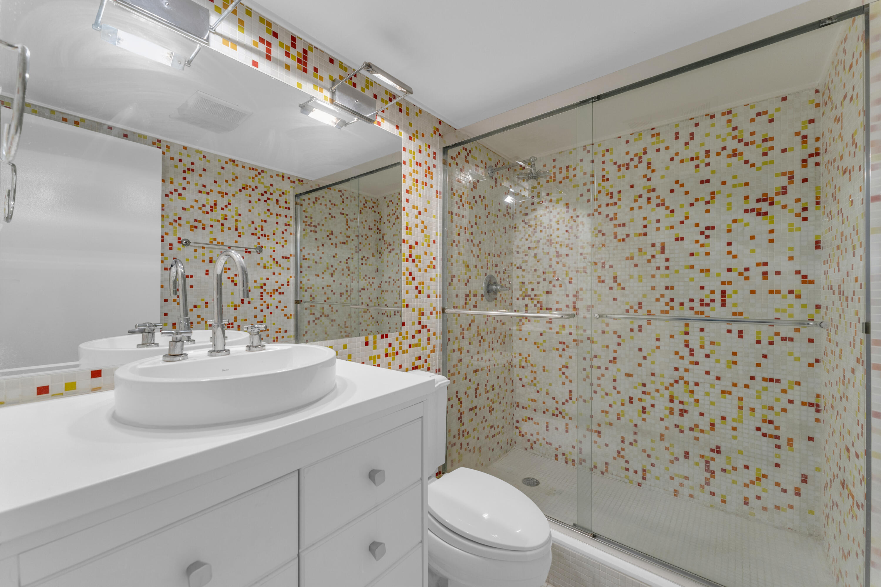 RIVER MANOR CONDO - Residential