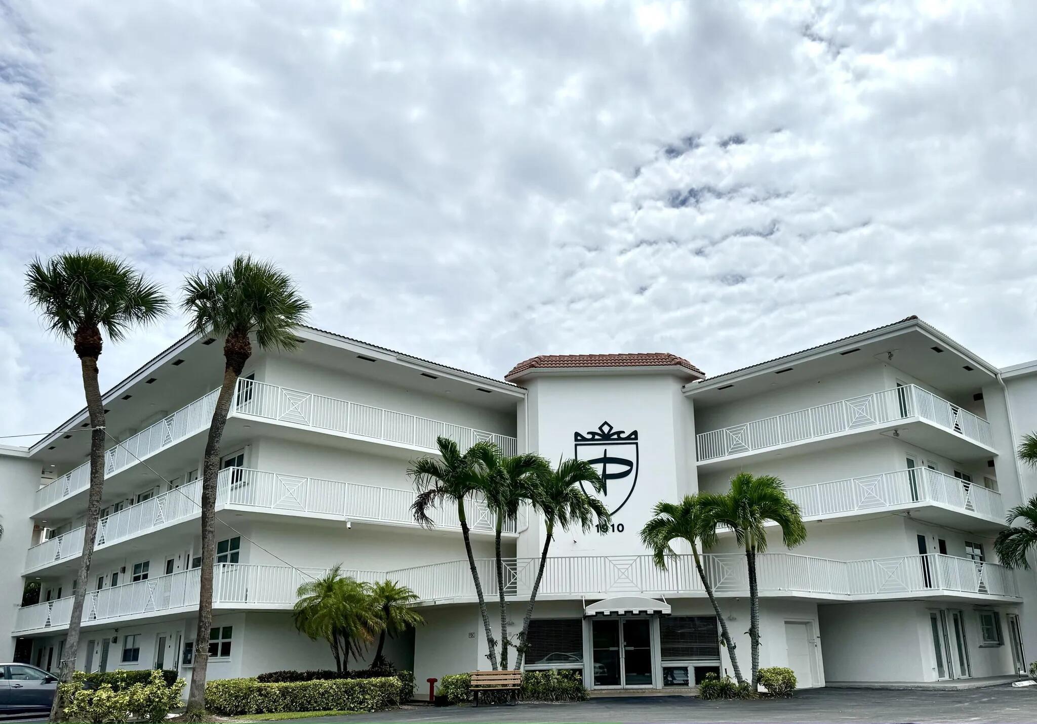 Live across from the BEACH! Rarely Available-Oversized Unit! - 2 Bed/2 Bath-fully furnished 1st floor unit-steps to pool-relax on your lanai with view of pool and interaoastal- located on A1A and Linton Blvd.. Building has recently been completely renovated! no pets-no smoking-this is being offered as 10 month rental-covered parking right outside your front door... 1 Mile to Atlantic Ave, Fabulous Restaurants & Shops!!