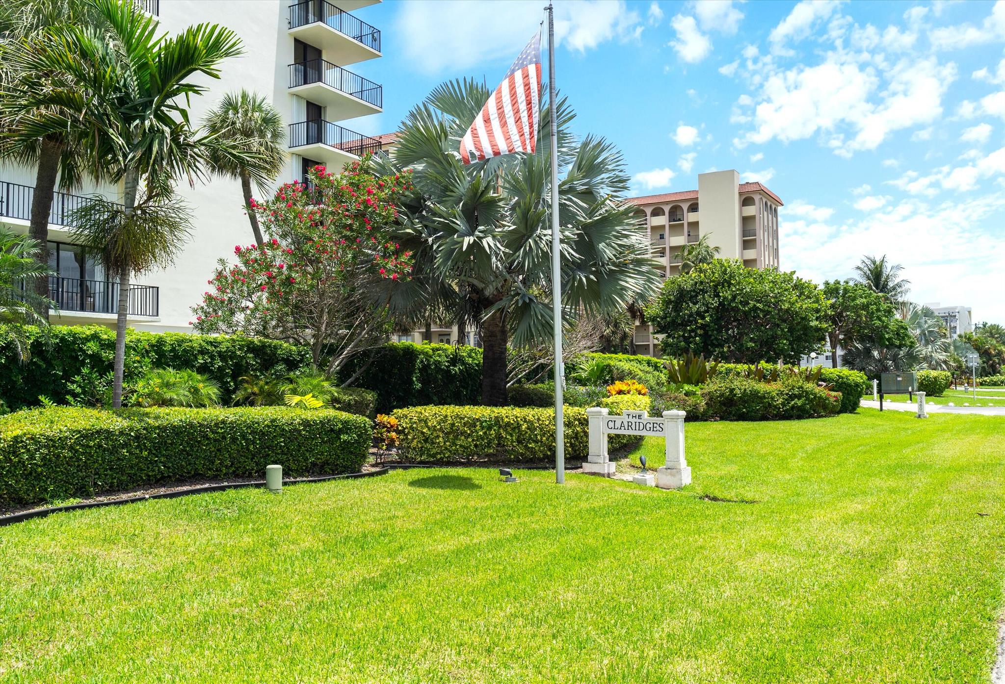 CLARIDGES I CONDO - Residential