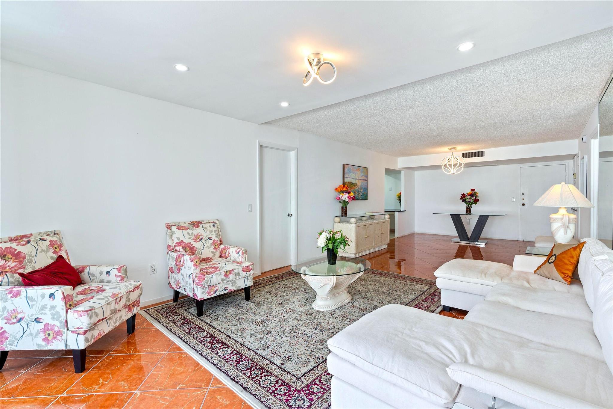 CLARIDGES I CONDO - Residential