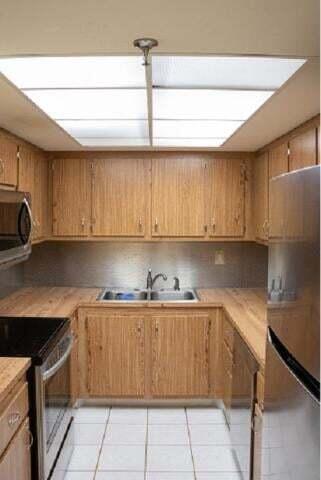 LA COSTA DEL MAR CONDO - Residential Lease