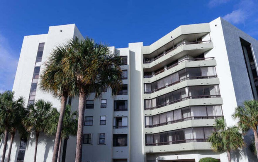 First, last & security ($8,250) is required to move in. Water is included in the rent!
The owner requires a 650+ credit, a full credit, background, eviction, and employment check on all applicants over the age of 18. In order to rent the unit, you will have to apply with the HOA which can take up to 30 days for an approval. No pets allowed per the HOA.
2/2 condo in La Costa, Boca Raton, will be ready for move in on May 1. The unit is located on the 2nd floor, with a wraparound screened in patio. The unit has 2 bedrooms and 2 full bathrooms, a washer and dryer, newer wood floors throughout, an updated kitchen with newer appliances and an eat in breakfast area.
There are 2 pools and 2 hot tubs in the community,as well as 2 elevators and generator.